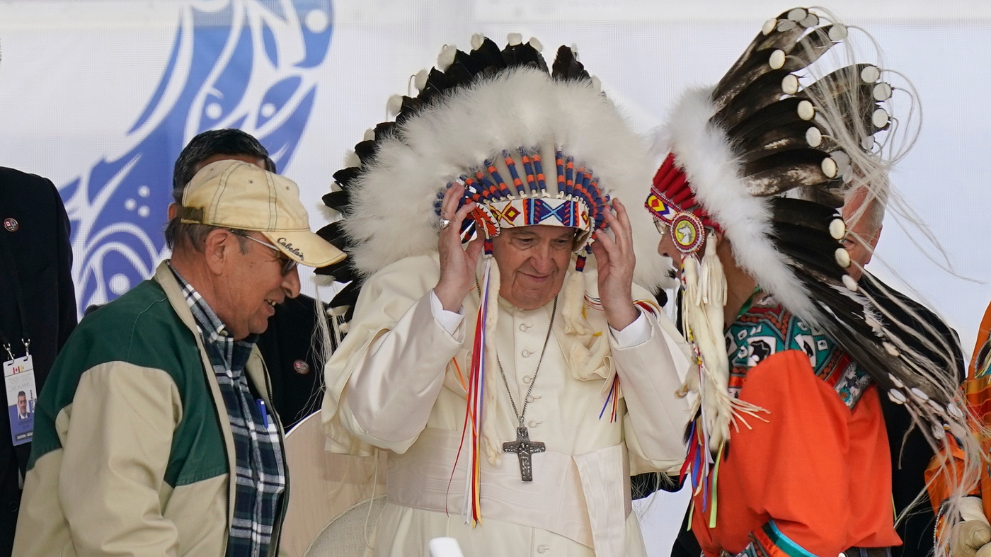 Vatican returns 62 artifacts to Indigenous peoples from Canada : NPR
