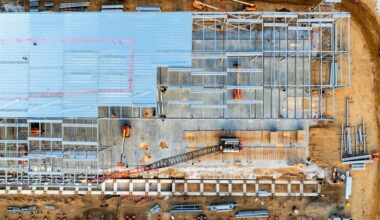 Amazon plans to invest at least $3 billion in Warren County, Mississippi, for next-generation data center campus - About Amazon