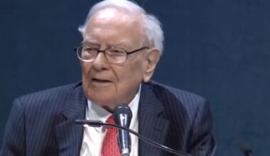 Warren Buffett's Berkshire Hathaway reveals new $4.3 billion Alphabet (GOOGL) stock holding
