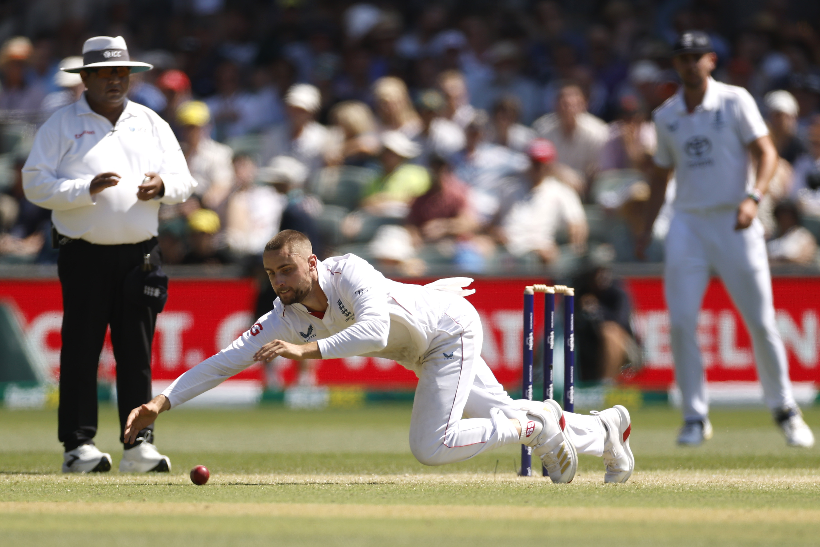 Australia v England: 2025/26 Ashes Series - Third Test: Day 3