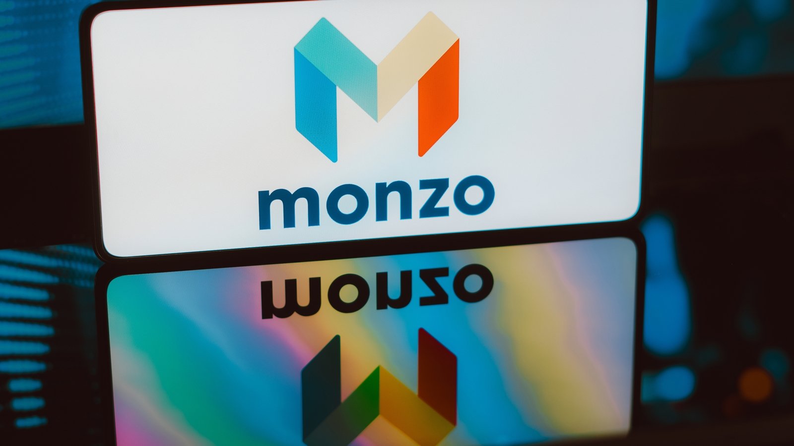 Monzo gets full banking licence from Central Bank