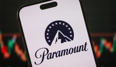 Paramount makes $108.4bn bid for Warner Bros Discovery