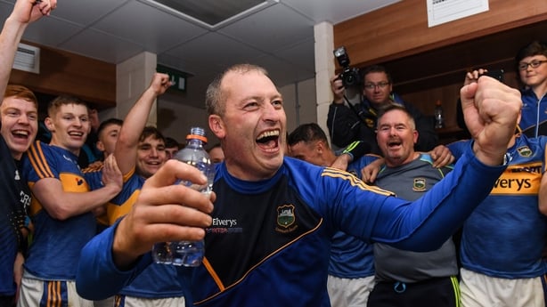 26 August 2018; Tipperary manager Liam Cahill celebrates on his arrival back into the winning dressing room after the Bord Gais Energy GAA Hurling All-Ireland U21 Championship Final match between Cork and Tipperary at the Gaelic Grounds in Limerick. Photo by Piaras Ó Mídheach/Sportsfile