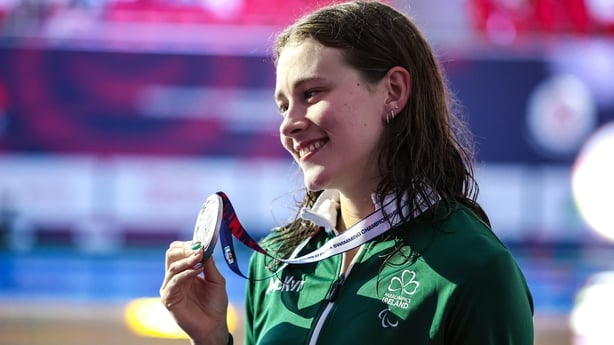 24 September 2025; Róisín Ní Riain of team Ireland poses with her silver medal from the Women's 100m Backstroke S13 final during day four of the Toyota World Para Swimming Championships at the OCBC Aquatic Centre in Singapore. Photo by Ian MacNicol/Sportsfile 