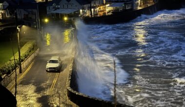 Status Orange wind alerts extended across country