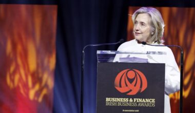 Hillary Clinton receives Sutherland Leadership Award