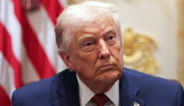 Trump orders blockade of 'sanctioned' Venezuela tankers