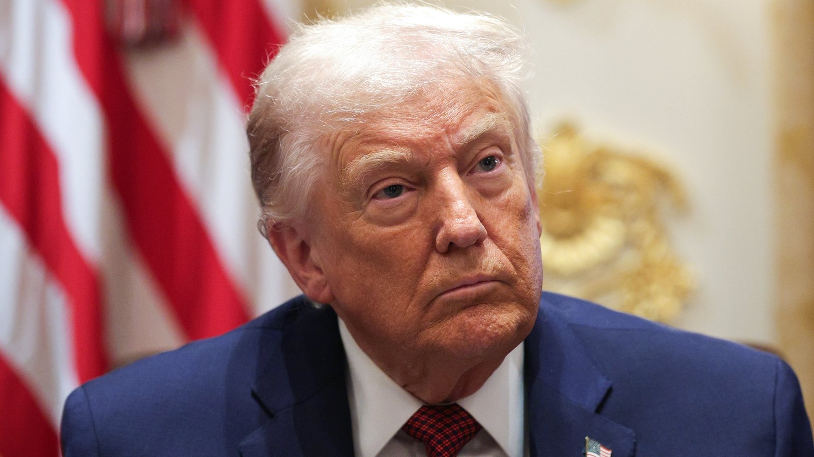 Trump orders blockade of 'sanctioned' Venezuela tankers