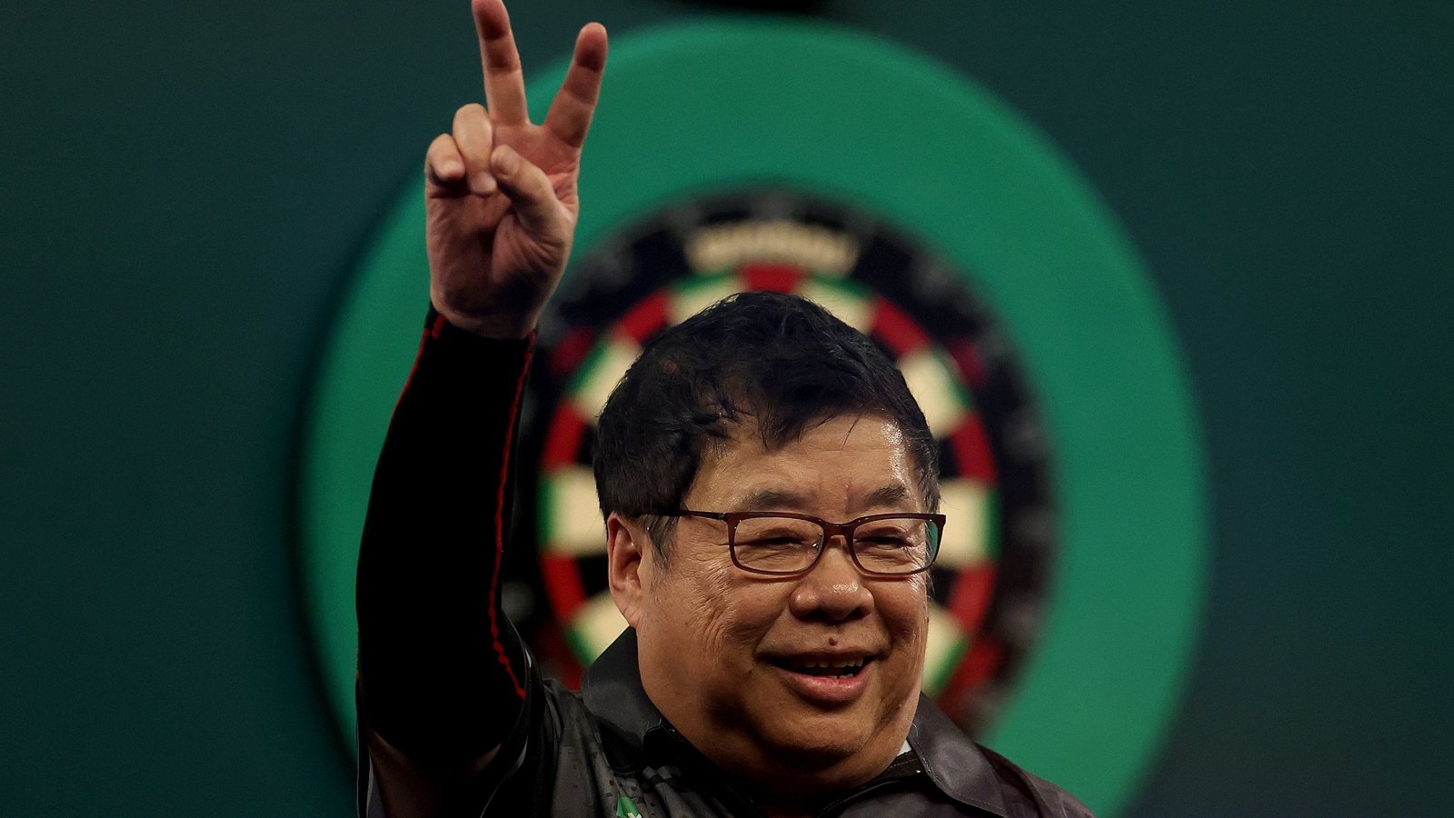 Legend Lim, 71, lights up Ally Pally with stunning win