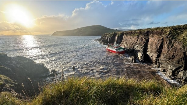 A trawler grounded off Cuan an Daingin
