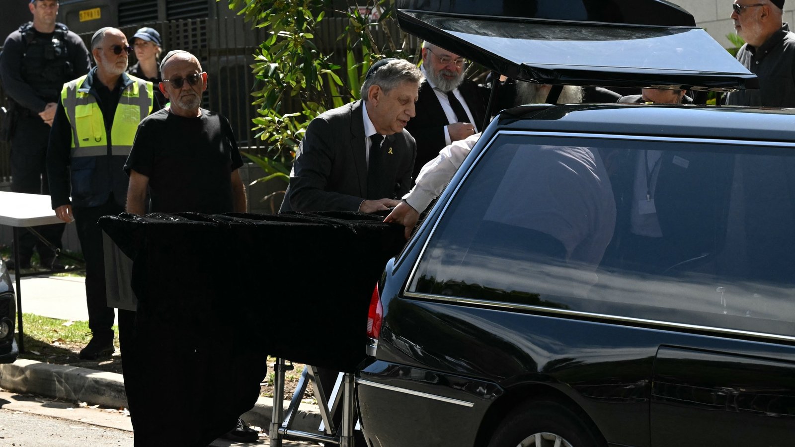 First funeral of Bondi Beach attack victims takes place