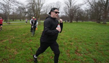 Kneecap star greeted by President at charity run