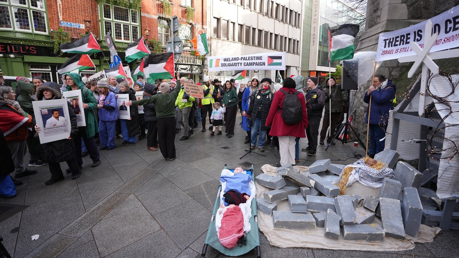 Dublin nativity scene recreated 'in solidarity with Gaza'