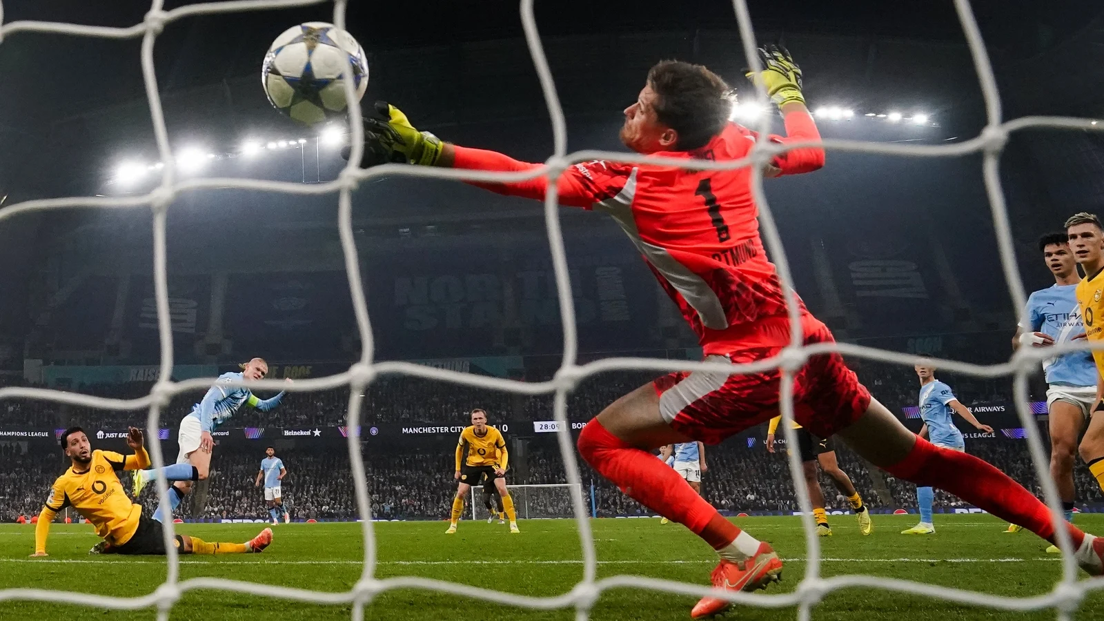 Haaland-inspired Manchester City cruise past West Ham