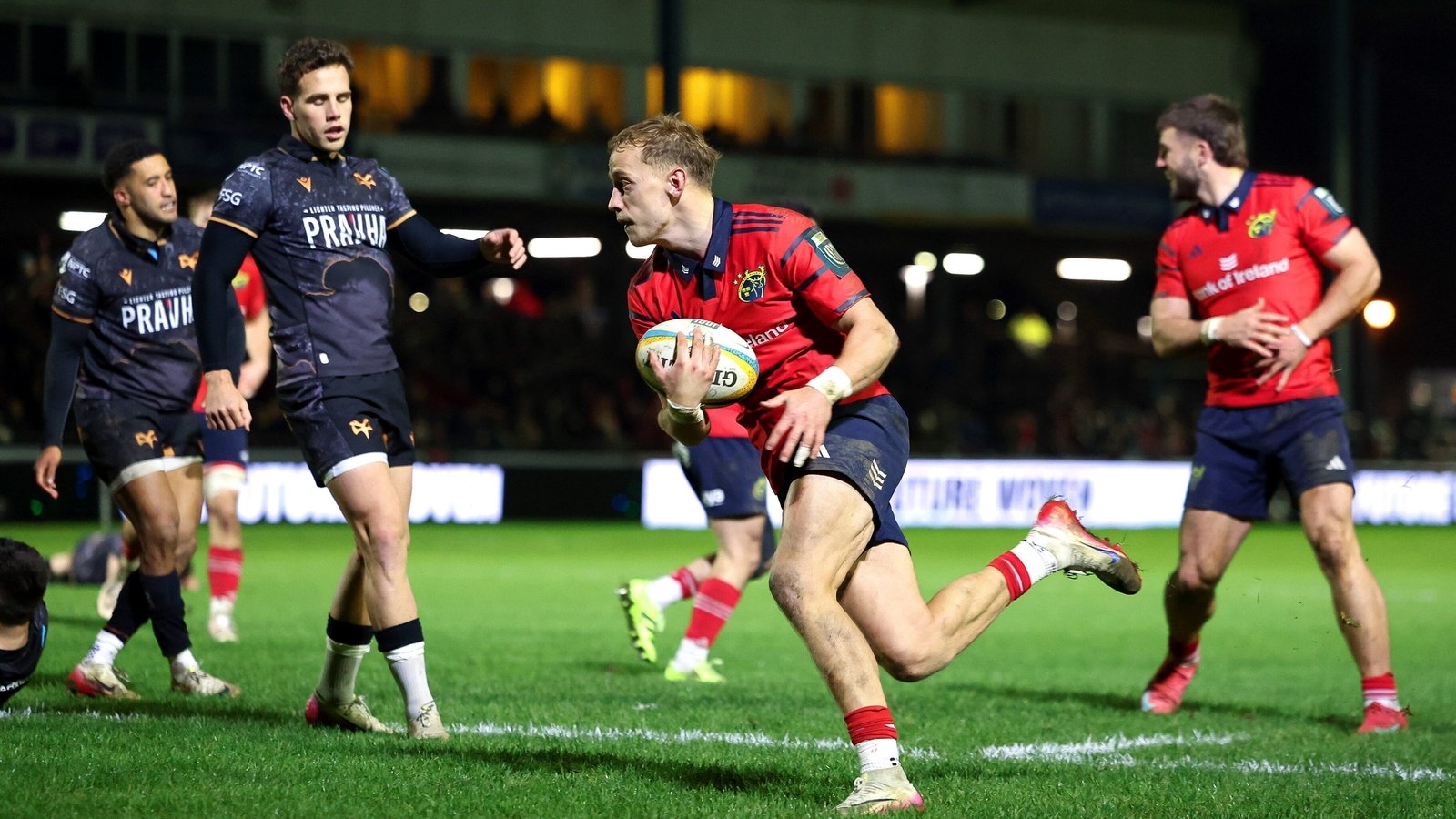 Efficient Munster comfortably see off Ospreys in Wales