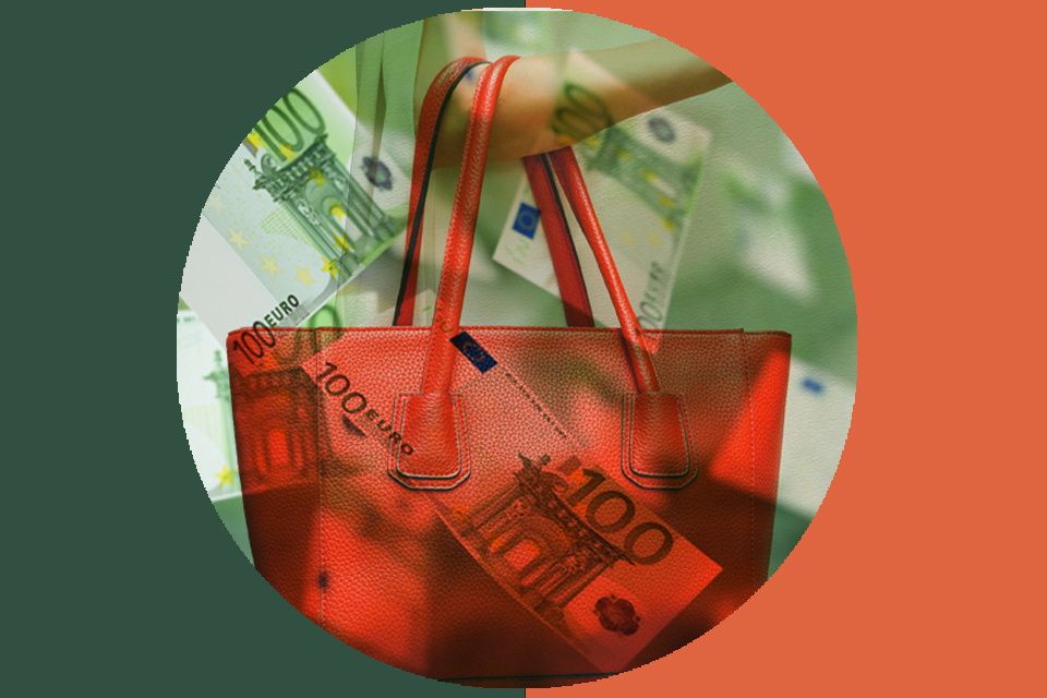 Credit cards demand discipline. Photo: Gabriel Bruton / Getty