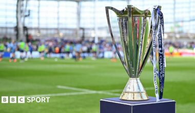 Bordeaux-Begles lift the Champions Cup in 2025