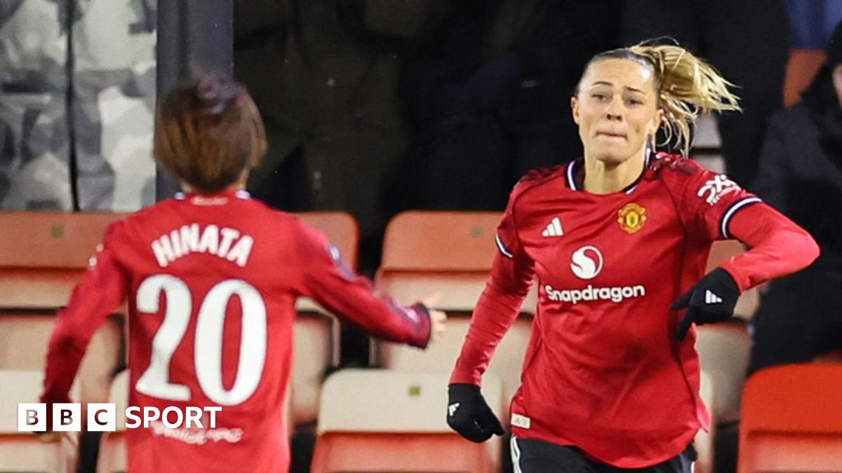Man Utd 3-3 Tottenham: Hosts comes from three goals down in WSL thriller