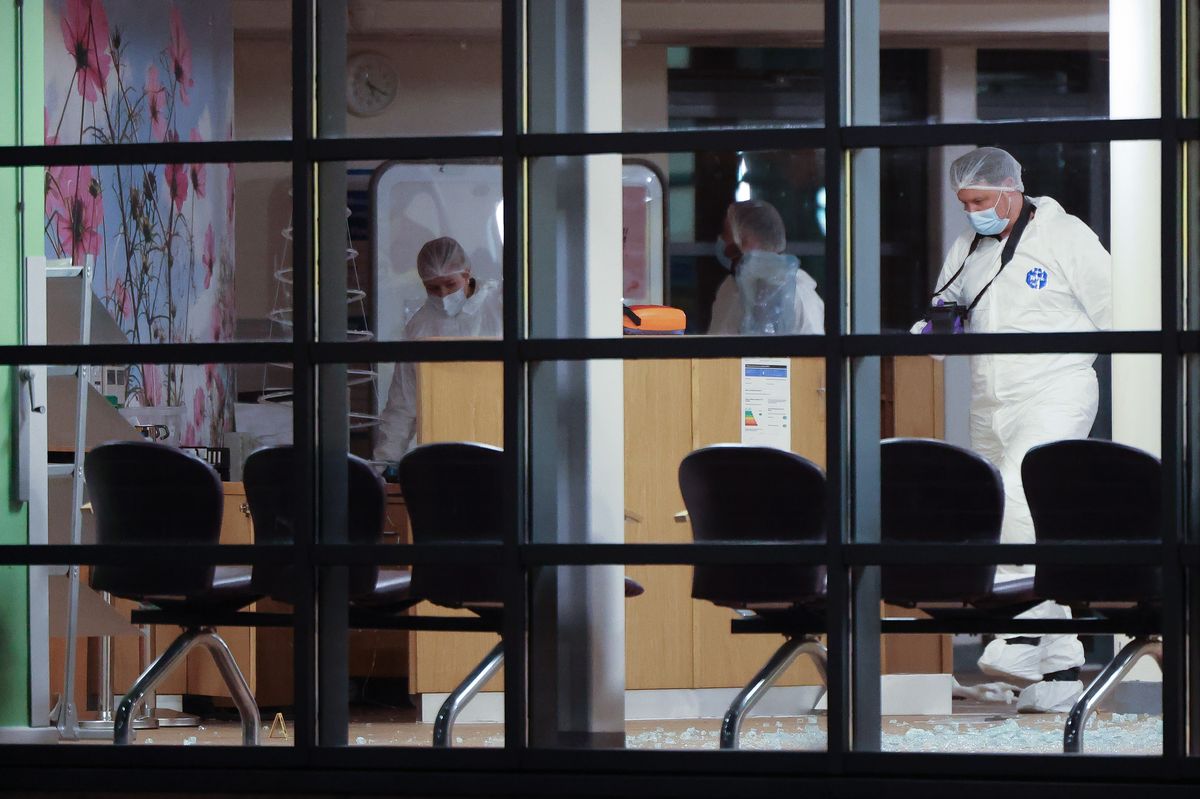Police forensics in Newton Community Hospital in Newton-le-Willows 