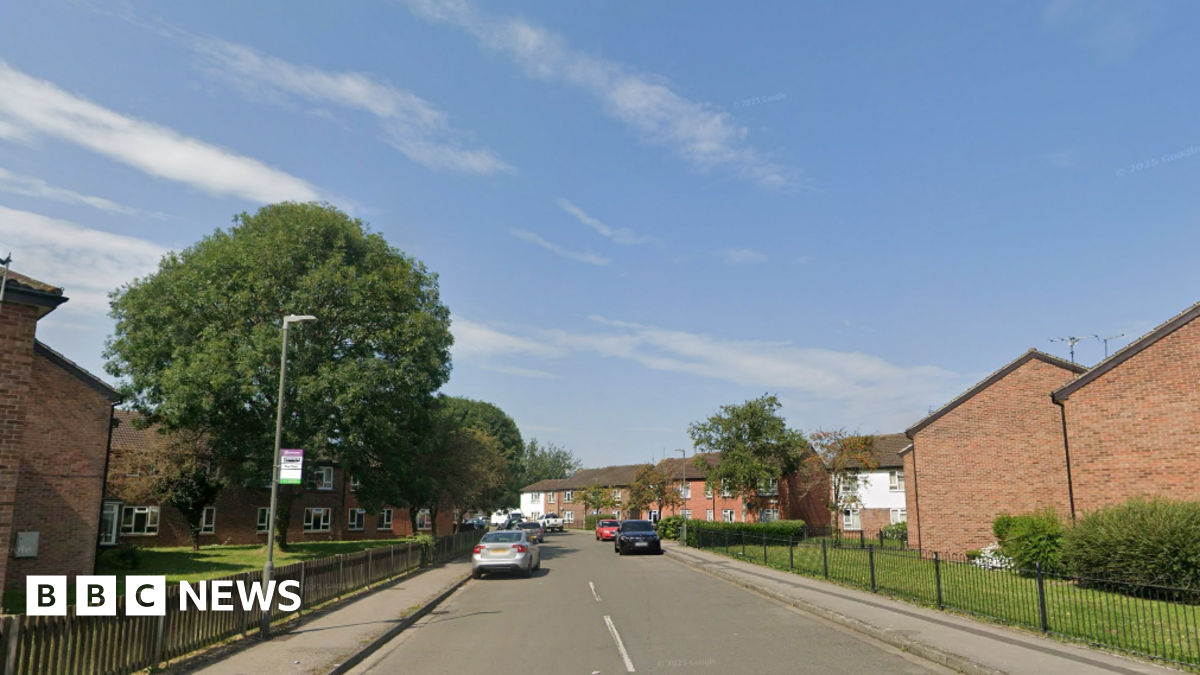 Lynden Avenue, Long Eaton, a residential street