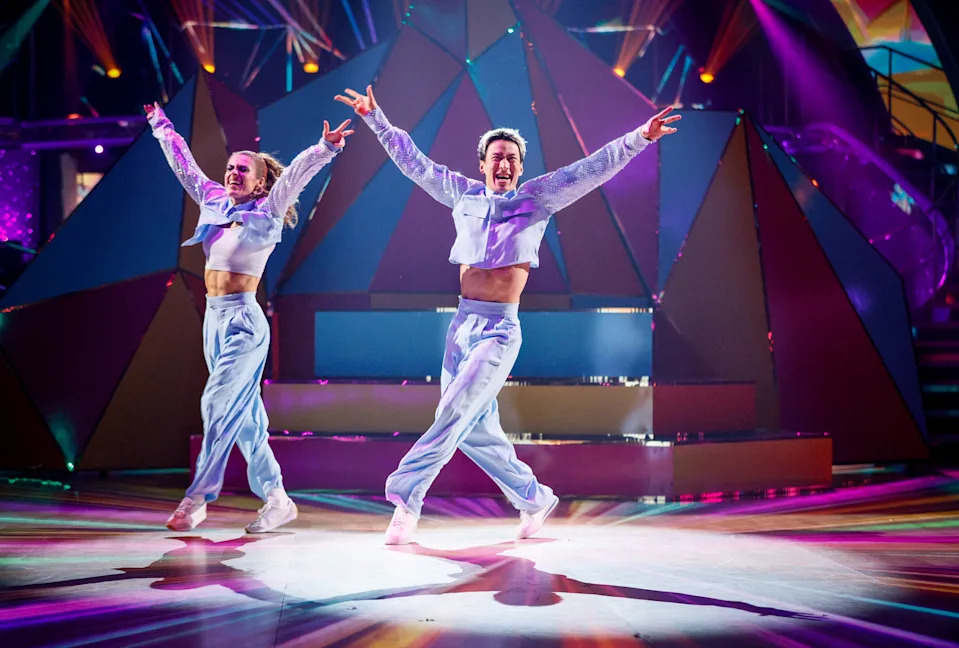Karen Carney and Carlos Gu's show dance. (BBC/Guy Levy)
