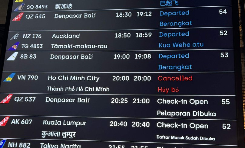 Vietnam Airlines flight VN790 was cancelled for a second time at 8pm on Sunday.