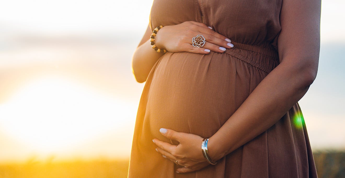 UMass Chan researchers study non-drug therapy for postpartum depression