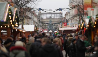 German police arrest five men over Christmas market attack plot