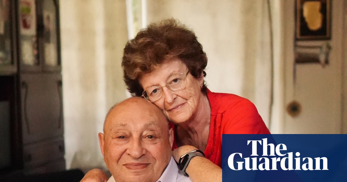 ‘We must be strong’: the words of Holocaust survivor and Bondi terror victim Alex Kleytman live on | Bondi beach terror attack