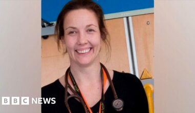 NHS issues tips to stay well and out of hospital this winter