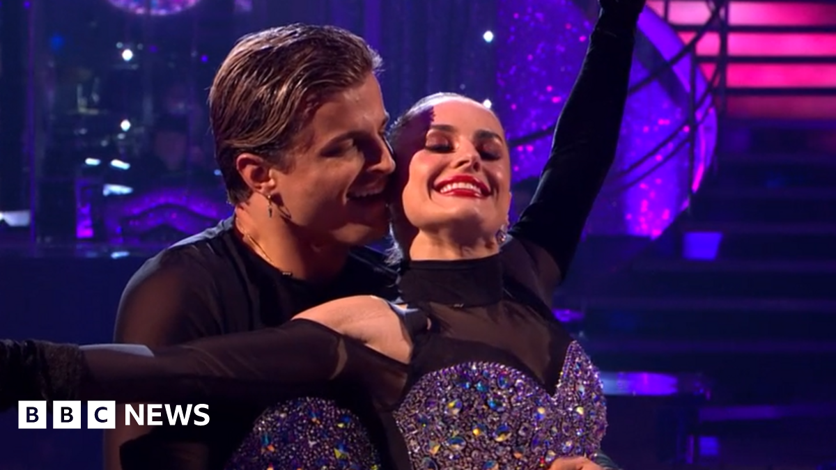 Waltzes, Tangoes and perfect scores in Strictly final - watch live