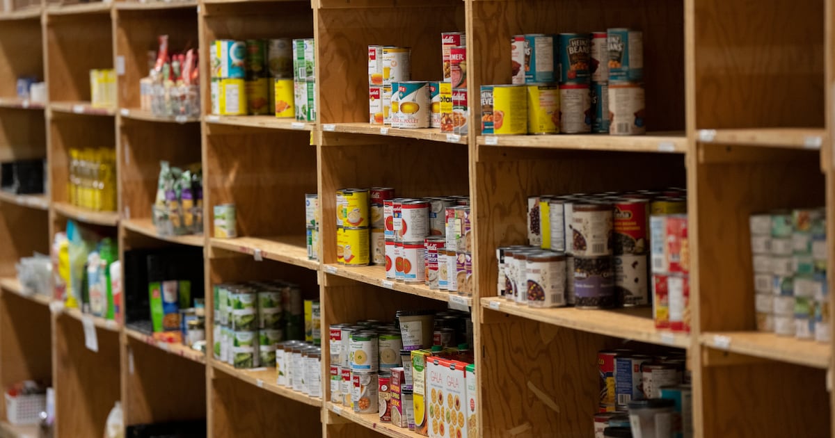 Food banks are breaking under the weight of rising poverty in Ontario, new report says - CTV News