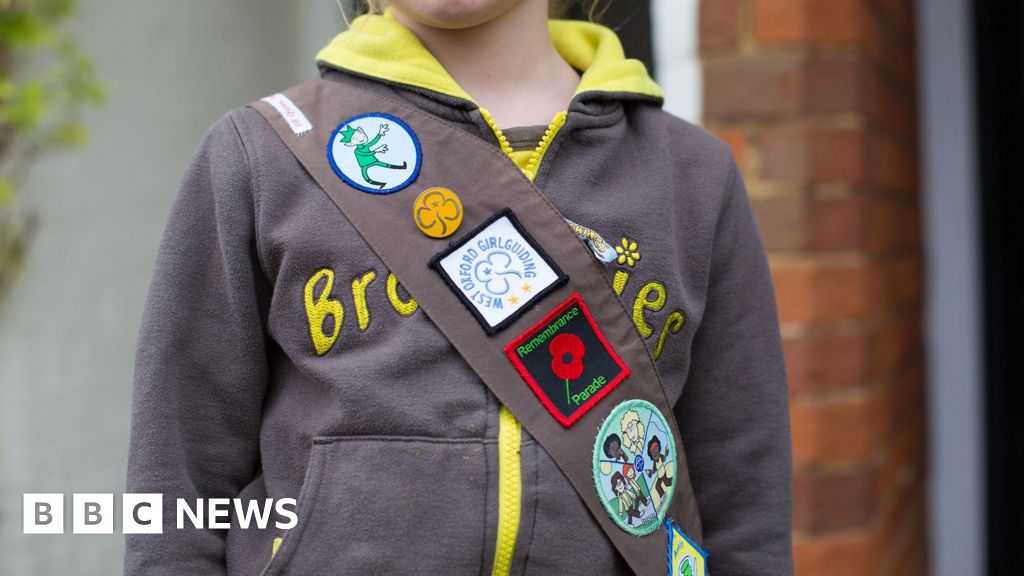 Trans girls banned from joining Girlguiding