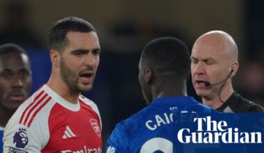 A bruising game at Stamford Bridge and Manchester City leave it late – Football Weekly | Soccer