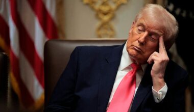Donald Trump appears to fall asleep during cabinet meeting