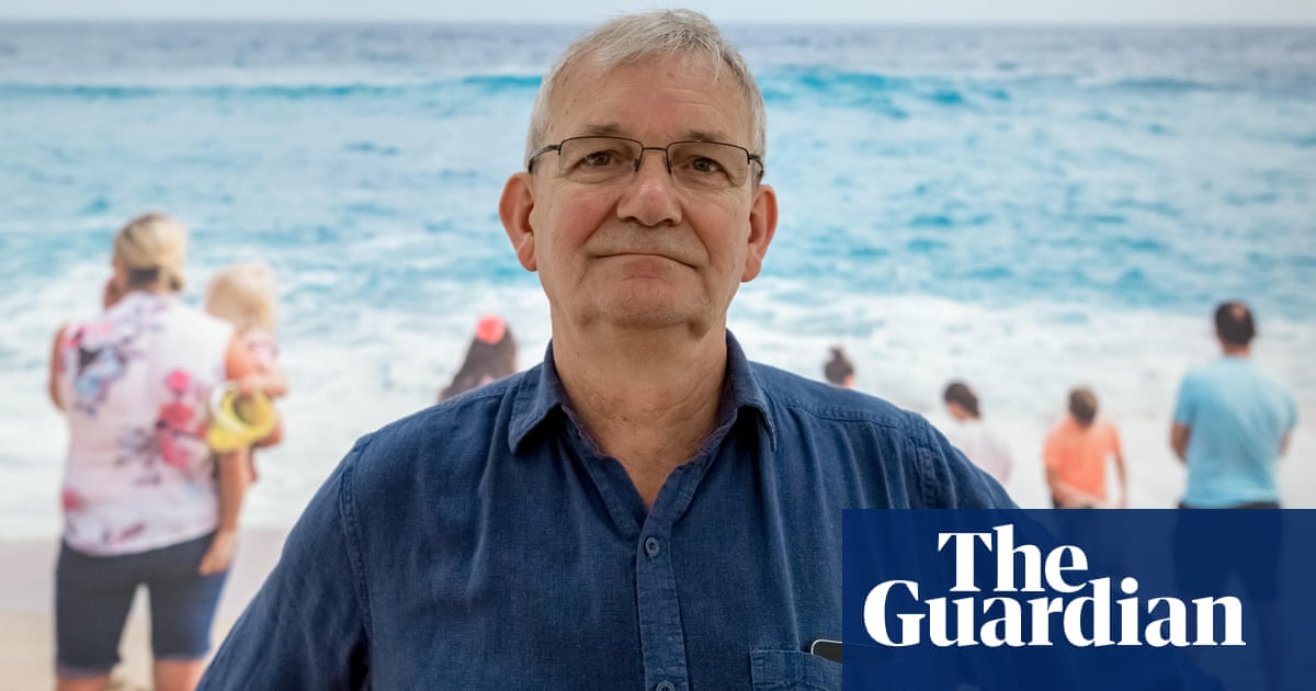 Martin Parr, photographer acclaimed for observations of British life, dies aged 73 | Martin Parr