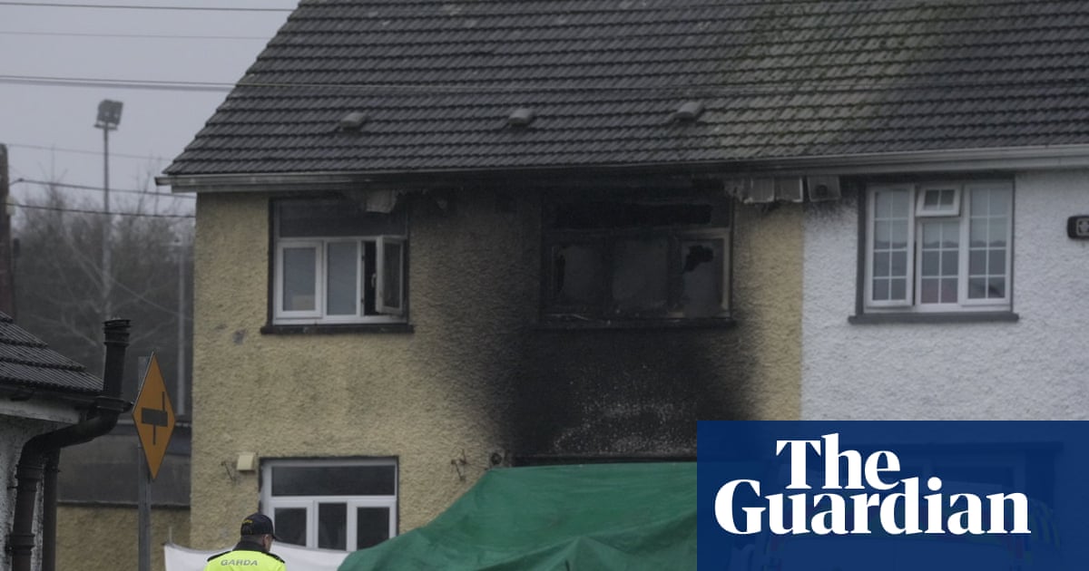 Murder inquiry under way after woman and child die in house fire in Co Offaly | Ireland