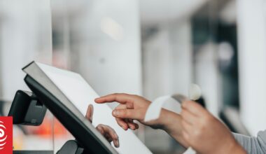 What to consider before putting a bar tab on your credit card