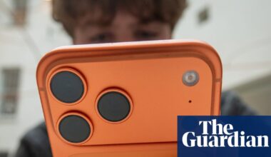 Boy, 14, clears Snapchat’s visual age check ahead of Australia’s social media ban taking full effect | Social media ban