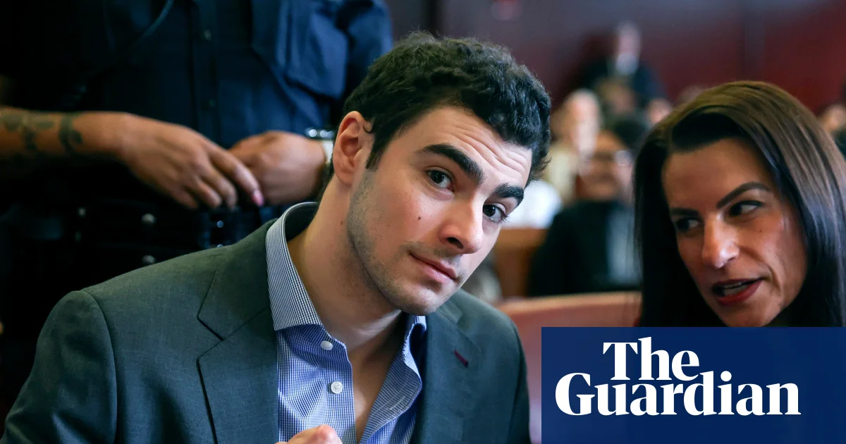 Bullets in Mangione bag convinced police he was CEO killing suspect, court hears | Brian Thompson shooting