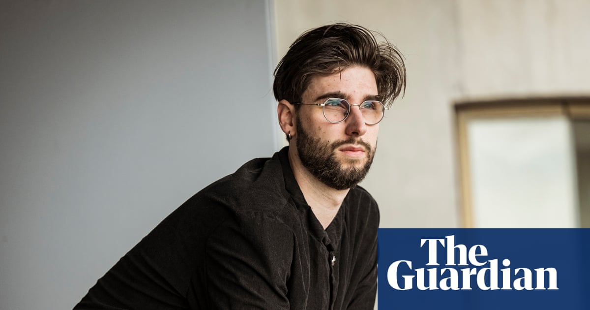 ‘It feels as if I’m working for the ATO – except for the pay’: test case could put brakes on tax office outsourcing | Tax