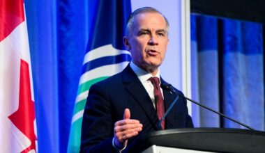 Canada public servants: Return-to-office rules coming soon