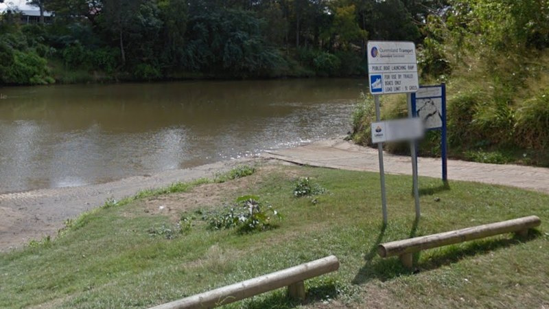 Man dies after getting stuck in the mud at boat ramp