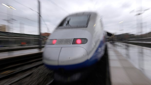 Montreal-Ottawa chosen as first leg of high-speed rail project