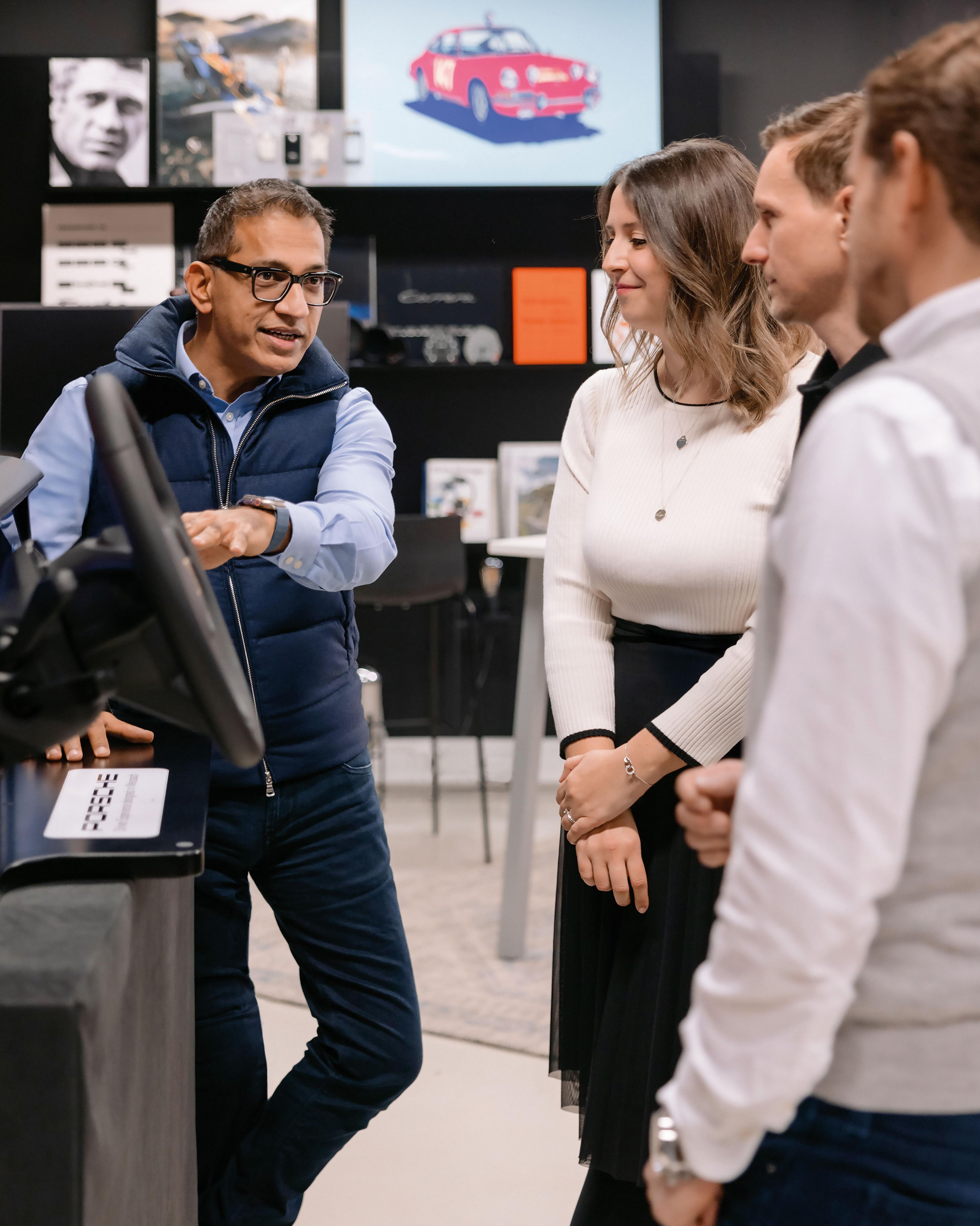 Sajjad Khan (left), Member of the Executive Board, Car-IT, 2025, Porsche AG