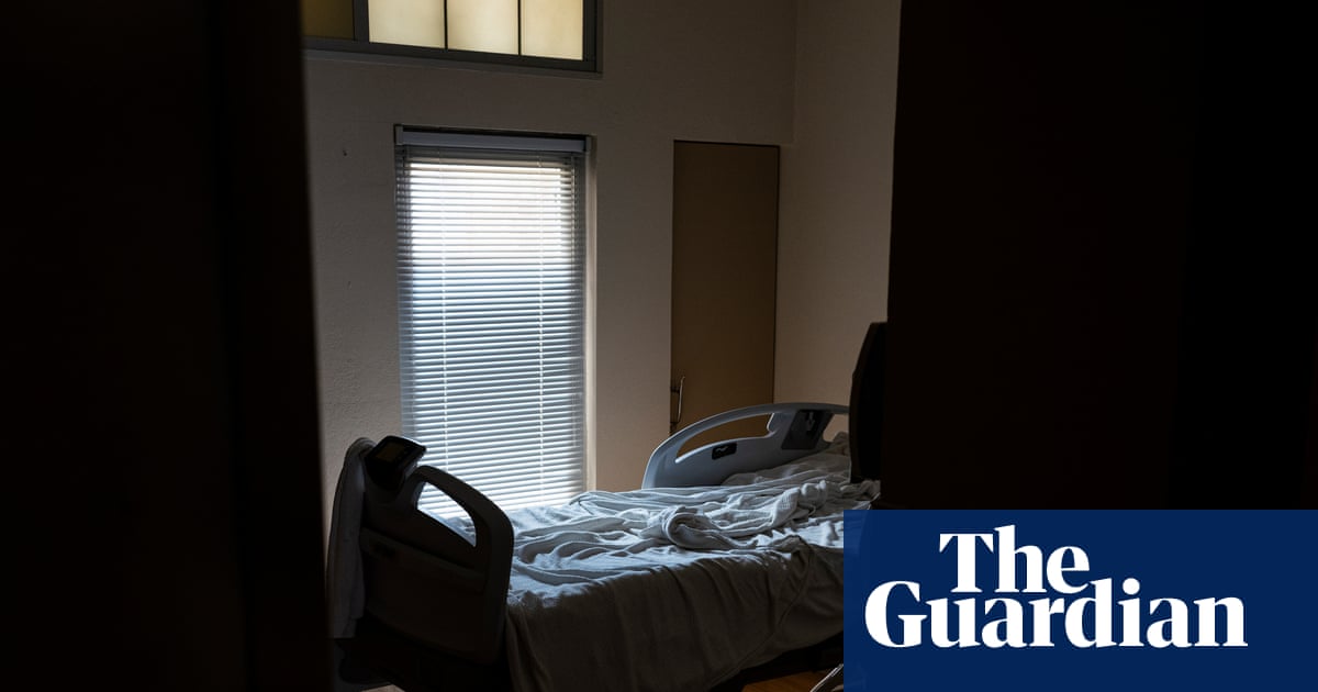 Experts urge caution as Trump’s big bill incentivizes AI in healthcare | US healthcare