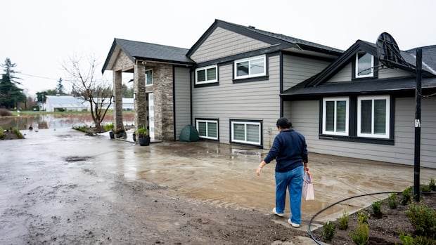 Rain warnings return as new system moves into flood-hit Fraser Valley