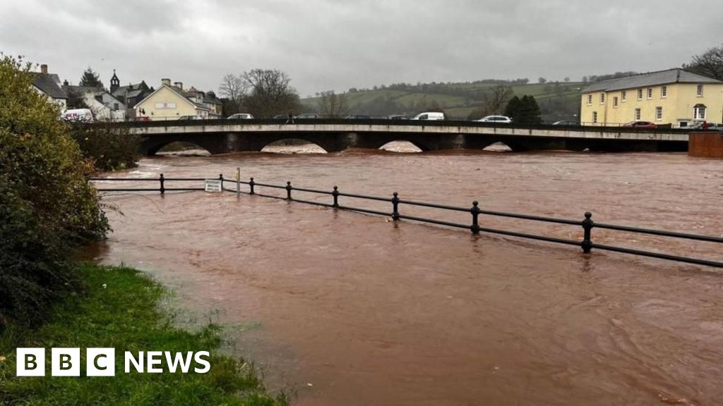 Wales weather warning for Sunday and Monday amid flood risk