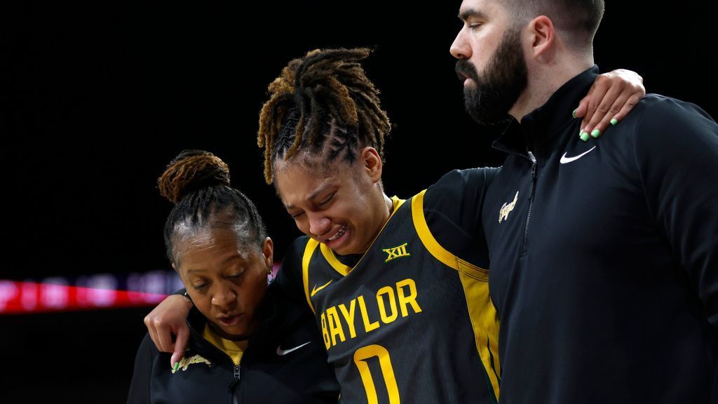 No. 13 Baylor top scorer Taliah Scott exits with injury