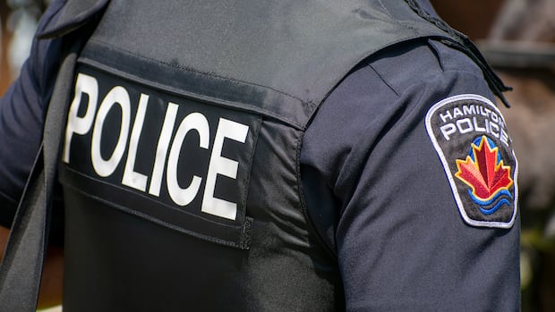 Police charge 5 in relation to Hamilton jewelry store theft, say they stole from stores across Ontario